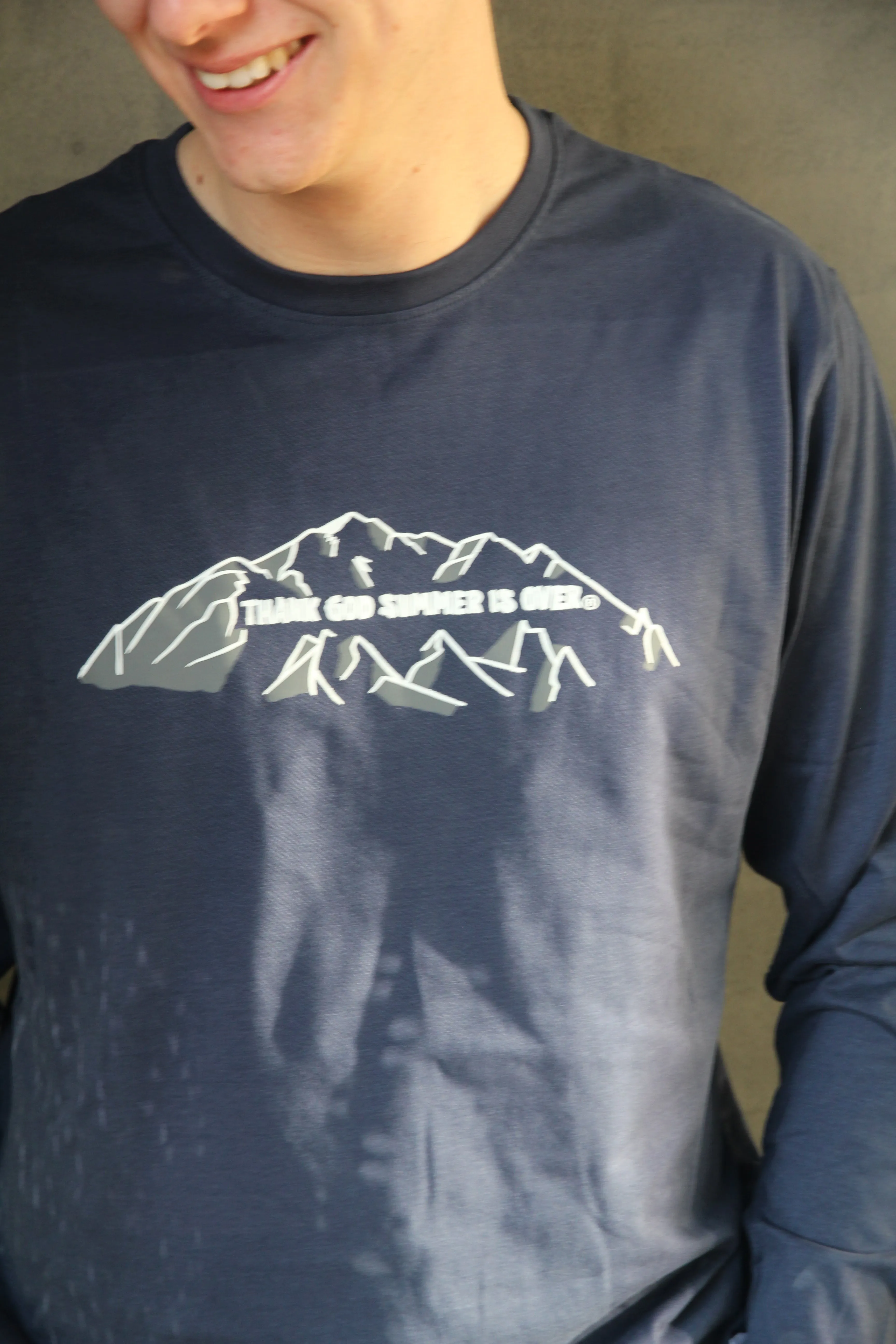 Classic Mountain Long-Sleeve Shirt