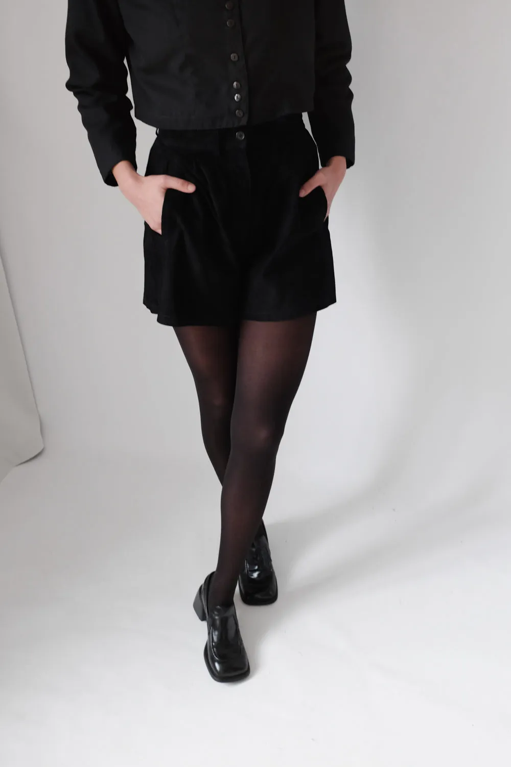 CROPPED VINTAGE BLACK BOXY BLAZER